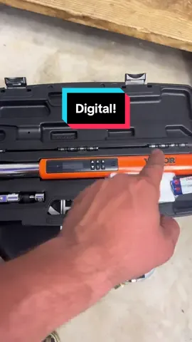 Digital torque wrench!#tools #torquewrench #creatorsearchinsights #tiktokshop #tiktokmademebuyit 