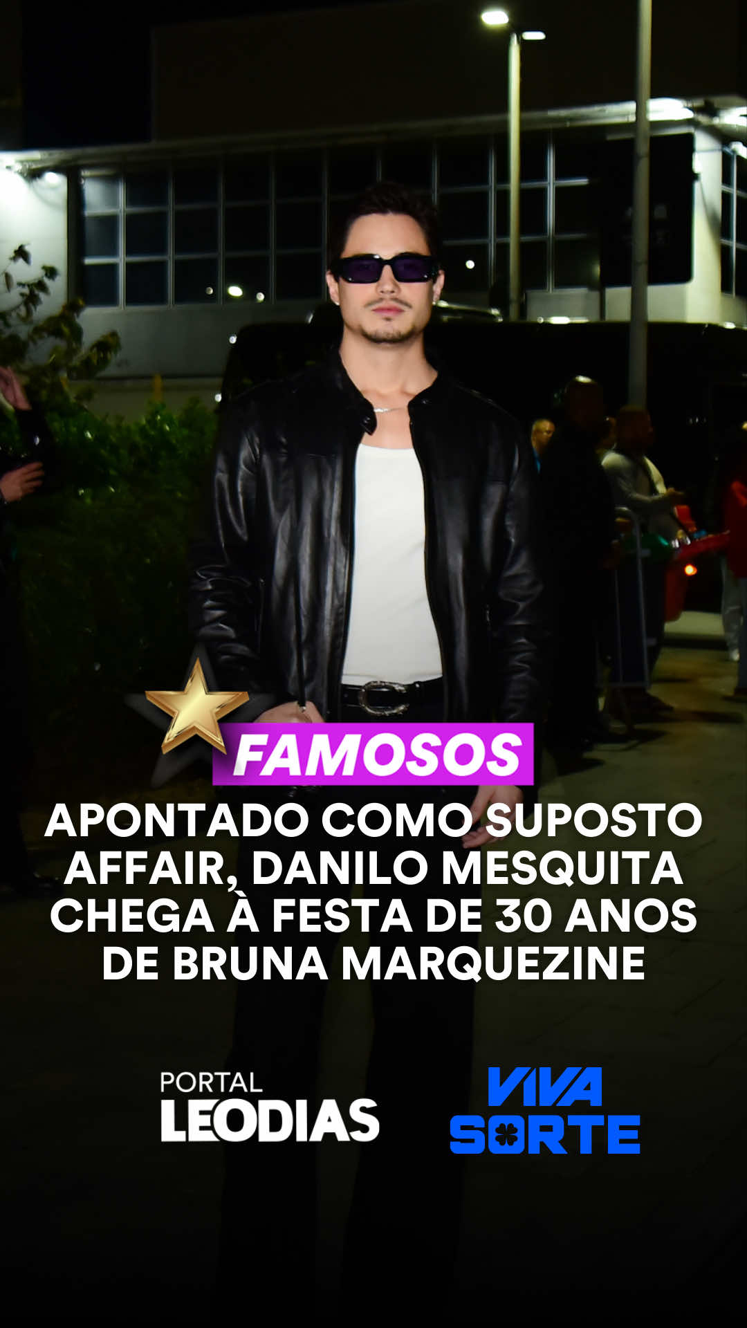O ator Danilo Mesquita, apontado como affair de Bruna Marquezine, é mais um convidado que já está Ilha Fiscal, local escolhido por Bruna Marquezine para a festa de 30 anos, nesta sexta-feira (15/8). O portal LeoDias acompanhou a chegada do galã, que evitou a imprensa foi direto para a celebração. Os dois contracenaram na série romântica “Amor da Minha Vida”, do Disney+, onde viveram Bia e Marcelo, respectivamente. SAIBA MAIS NO LINK DA BIO! 📲 Leia a matéria completa no portalleodias.com Fotos: Anderson Borde e Webert Belicio / AgNews