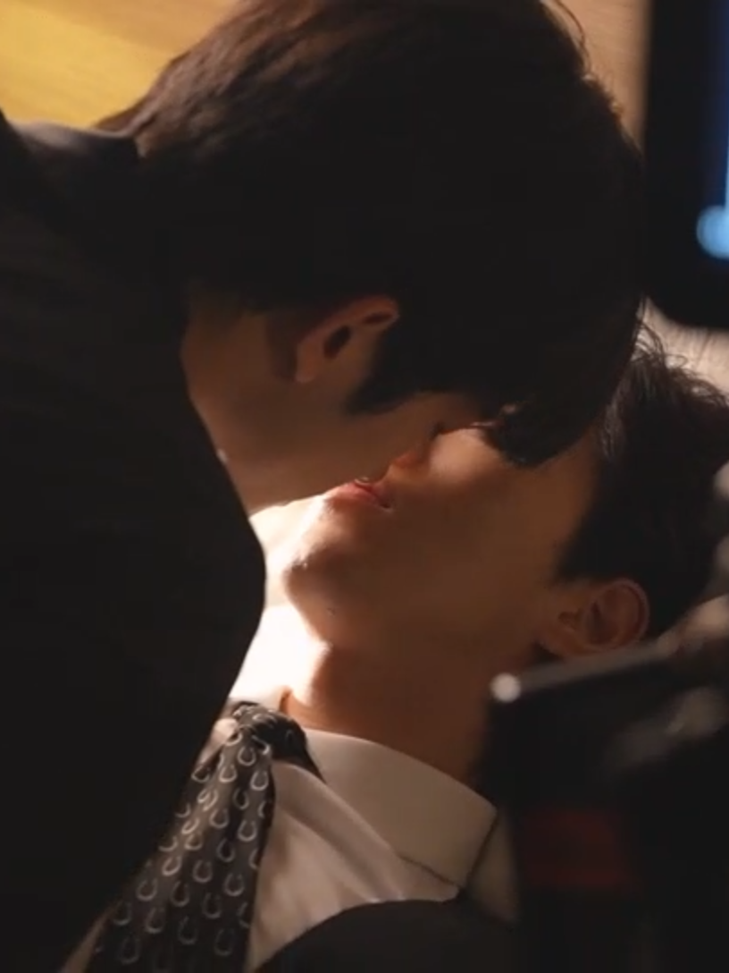 【長花絮BTS】垂涎ABO Desire| 親密戲欲罷不能 121s花絮提前釋出！ #ABODesire #DesireTheSeries The irresistible intimate scenes – a 121-second sneak peek released early!  EP09下週六晚上8點，全球同步上線🌏 Every Saturday at 8 PM(Beijing Time)-Drops worldwide🌏 #垂涎 #ABODesire #abodesire #desiretheseries #desire #Desire #nongjian #omegaverse #bl #abo #ABO #boyslove #drama #dramaseries #blseries #bts #behindthescene