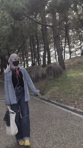 Betah malu banget temenku bawa aku main yah😭🤣 dkit2 lari, dkit2 rebahan #kenshuseijapan🇮🇩🇯🇵🎌 #fypage #osaka #4u #jepang🇯🇵 #abcxyz #fyppppppppppppppppppppppp 