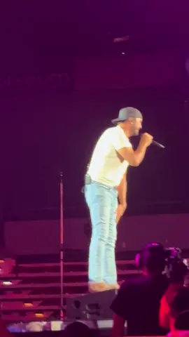 When @Luke Bryan slips on stage! So glad he didn’t fall! #lukebryan #charlestonwv #concert #fyp 