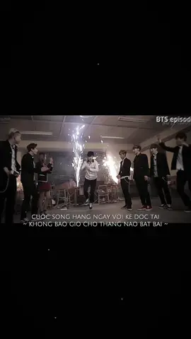 Nhìn nghịch vậy bảo sao vào mv nhạc tỏ tình mà nghe tưởng nhạc chiến =)))) #bts #btsarmy #xh  