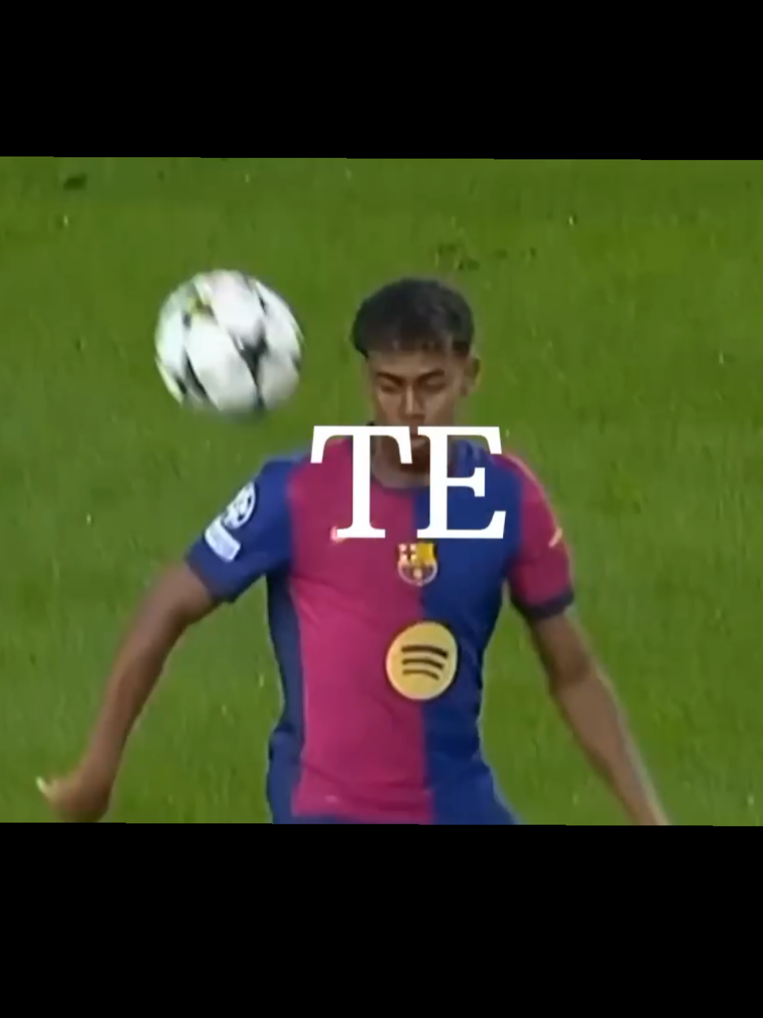 TODOS JUNTOS 🔵🔴 #barcelonafc #viscabarca #lamineyamal #fly 