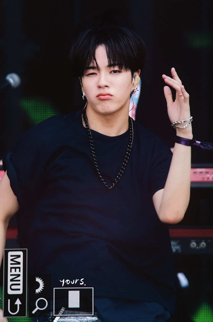 jaehyuk today at Summer Sonic ✨ #treasure #fypシ゚ #xyzbca #jaehyuk #yoonjaehyuk 