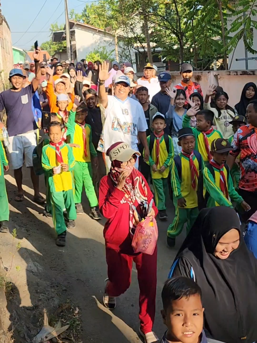 Dengan adanya jalan santai ini saya ingin menyampaikan, kami dalam proses mengkaji Widoropayung untuk menjadi kecamatan dengan 6 desa. #widoropayung #kecamatan #jalansantai #masrio #situbondonaikkelas #bupatiku #situbondo 