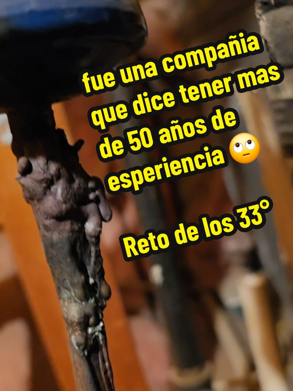 algunos se enojan porque no les gusta que suba las cochinadas que nos encontramos, no tenemos la culpa que nos llamen para arreglarlas, pero les agradesco a los que las hacen luego nos llaman a los que si nos interesa hacerlo bien y me dan contenido para subir 😅, VALLE IMPERIAL CA. #airconditioning #airconditioner #hvac #construction #work @Lazaro Rodriguez @Gabriel Alcantara @LOS REPAS DEL AIRE @amedwilson @Cobos 2020 
