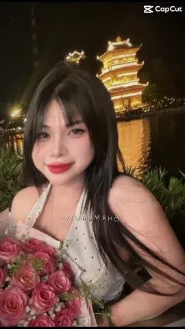 Vạn vật không có gì thay đổi . Chỉ trừ không có tiền mới làm rơi nước mắt ☺️