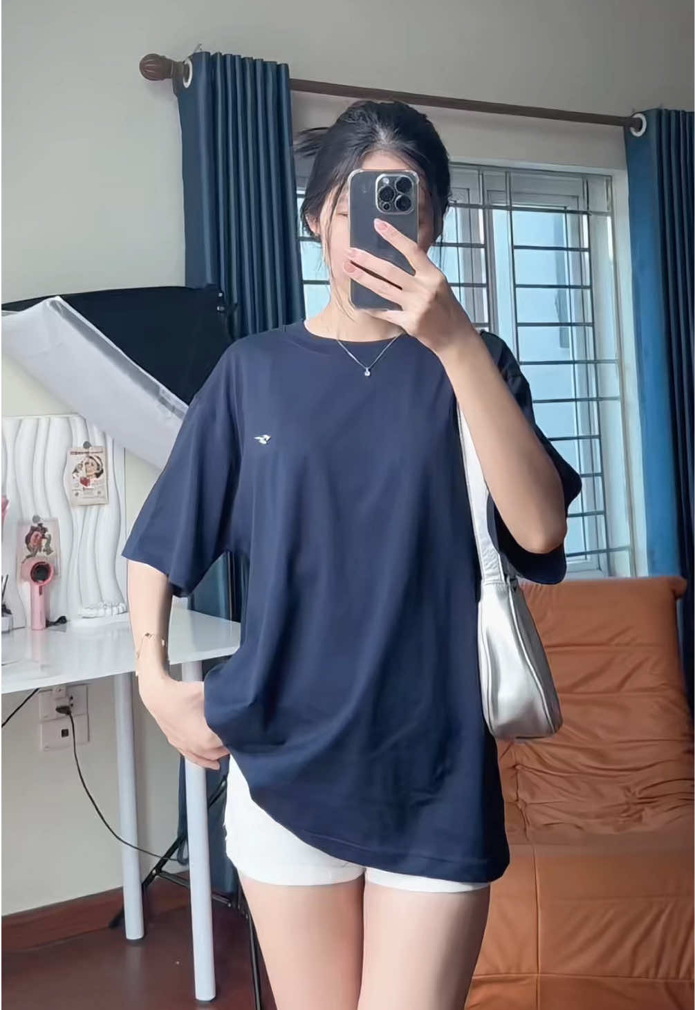 Áo thun trơn logo kim loại @KARANTS #moccriviu #unboxing #aothuntron #karants 