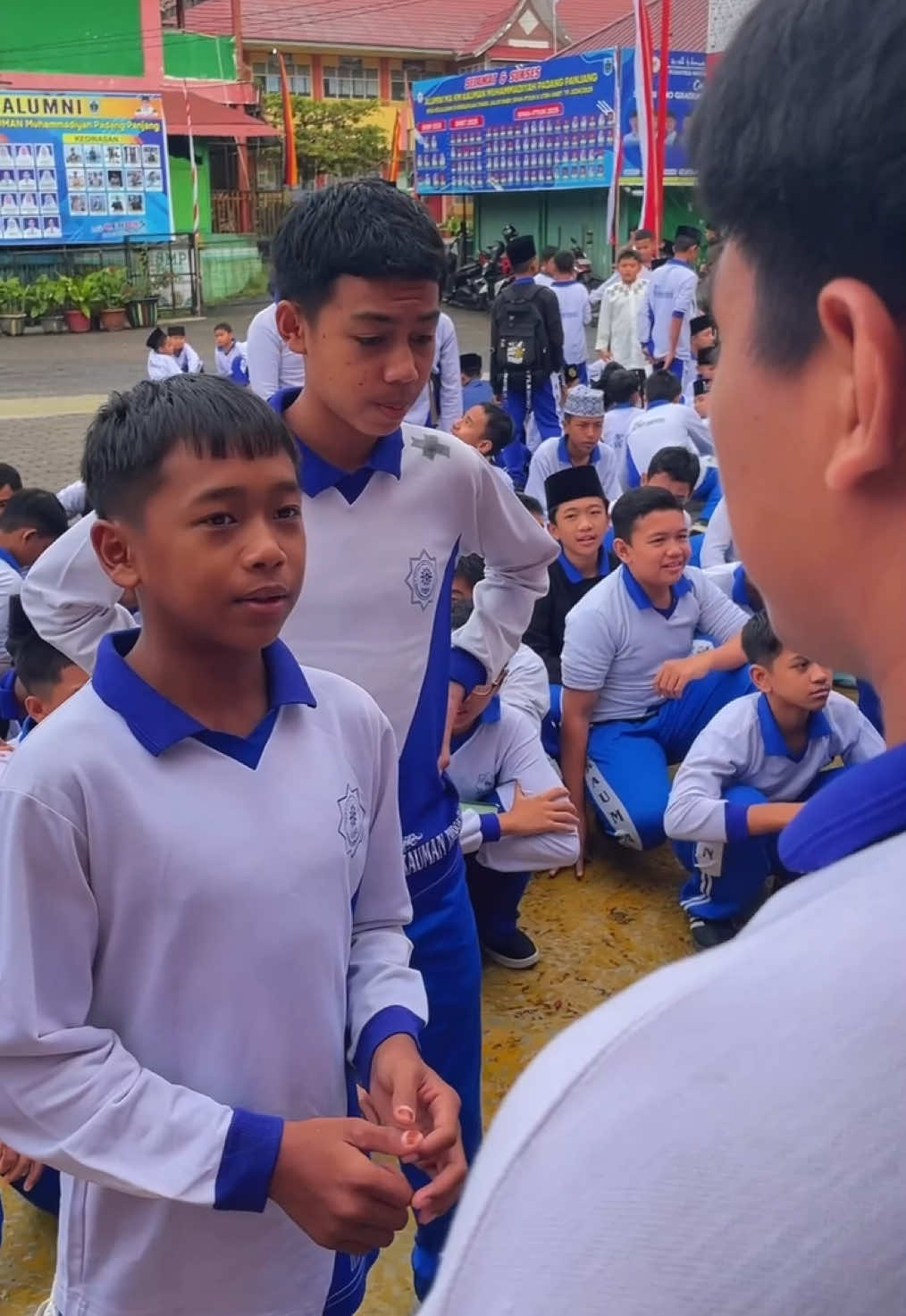 Lisan fasih, hati bersih, setoran Bahasa Arab KAUMAN jadi berkah. #pesantrenkauman #kauman #muhammadiyah #santrikeren #padangpanjang #schooloftahfidzquransaintech #fypsantri #buyahamka #sumaterabarat #pesantrenhits #tahunajaranbaru2025 
