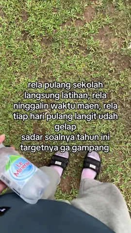 🙇🏻‍♂️ #4u #fyp #foryoupage #footballplayer 