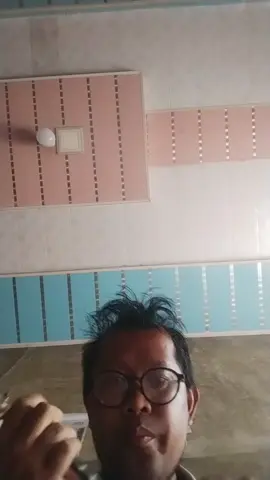 Agustus itu A nya  aku bergetar  brrrrrr