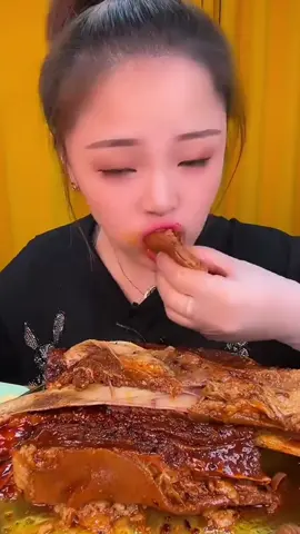 Delicious food eating #mon #food #delicious #yummy #chinesefood             