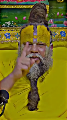 Sab ko dene bala bhagwan hai Premanand Ji Baba #bhagwan #godisgood #alwayshappylnggodblessall #viralbrat #premanand_maharaj_ji 