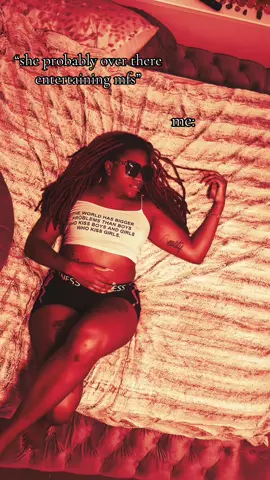 rehearsing for my 90’s r&b debut 😂