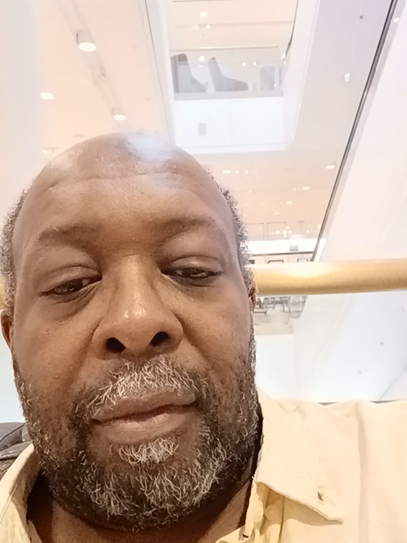 Sitting in Nordstrom (Chicago) after a long day working. Having a set in Nordstrom (Chicago) after a long day working at the UPS Store in River North. I like to go and look at the clothes, products and retail store settings to get inspiration, concepts and ideas to keep me inspired to open my own Artisan, Metaphysical New Age Fashion Boutique as well being a Fashion Designer. Yes!!! The Dream still lives on in me. #chicago #nordstrom #fashion