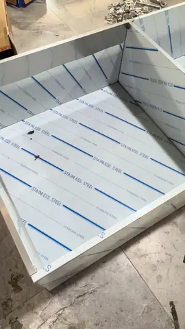 Giá của sản phẩm phụ thuộc vào nhiều yếu tố #LinoGlassKitchen #tubepinoxkhongmoihan #tubepinoxcazo #xuhuong2025 