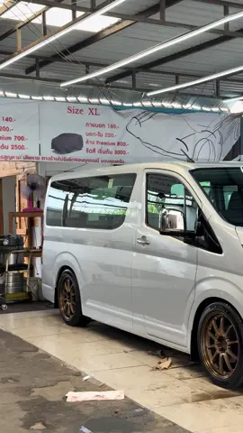 😎😎#hiace300 #hiacecommuter #ไอซ์คาร์บอนแม่กลอง #hiacecommuter #ฟีดดดシ 