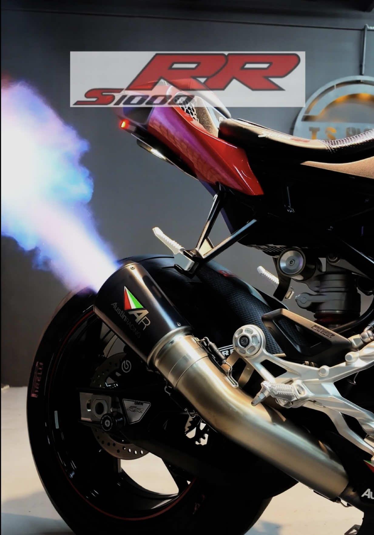 ขๅยเล่นๆอยาก #เลิกกิจการ รีวิว #BMW #s1000rr สวยและถุก ☎️0/6/2/8/3/5/2/7/4/2