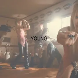 elas meio q divaram aqui #youngposse #kpop #fyyyyyyyyy #lyrics #youngpossefreestyle 