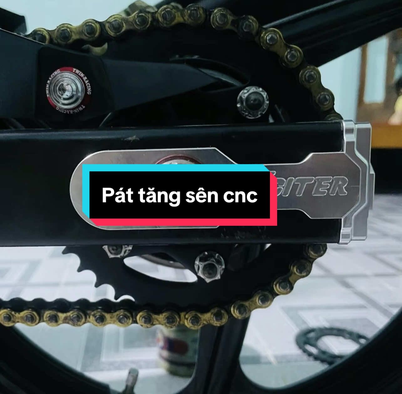 Pát tăng sên nhôm cnc Gắn được nhiều loại xe như: Winer, Exciter, Sonic, Satria, Raider, Sirus, Wave...#passtangsen #xuhuong #xedokieng #tour24h #nguyendat 