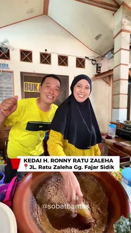 KEDAI H.RONNY TEMPATNYA TERSEMBUNYI ADA MIE BAKAR OLEH WANITA PENGENDALI API 🔥 ____________________________________ 🔎 @kedai_h.ronny_raza  ⏰ 10:00-18:00 wita 📍 JL. Ratu Zaleha Gg. Fajar Sidik Banjarmasin ____________________________________ #sobatbantas #sobatbantasbanjarmasin #banjarmasinpunya #banjarmasinbungas #banjarmasinhits #tiktokbanjarmasin #kulinertiktok #jajananbanjarmasin #kulinerbanjarmasin #banjarmasin