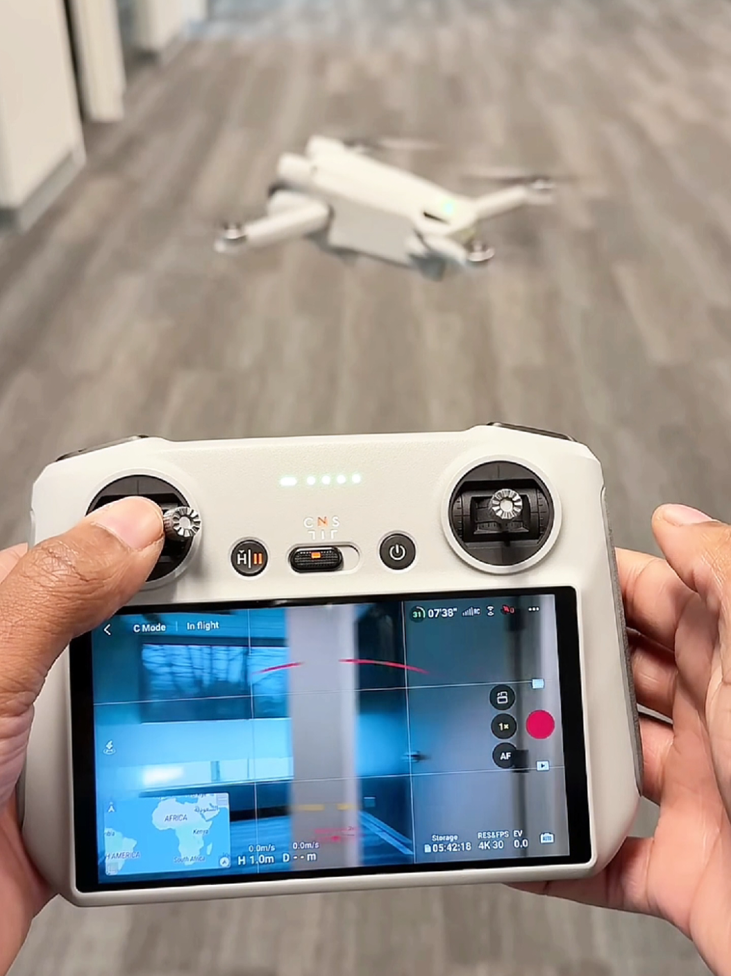 Flycam DJI Mini 3 / Mini 4 Pro - Bảo hành chính hãng 12 tháng (tặng thẻ nhớ 64Gb) #dji #flycam #djimini3pro #xuhuong 