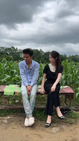 怎么怪怪的#funnyvideos #搞笑 #funny #tiktok #😂😂😂 