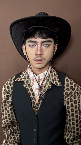 Membalas @Bang dudut cowboy makeup #branda #makeuptutorial #cowboy 