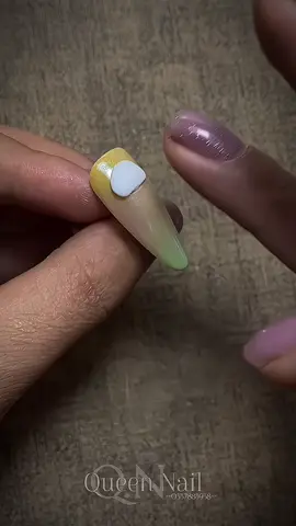 hướng dẫn làm cây nấm siêu cute cho các nàng cùng tham khảo nhé #hocvienqueennai #nailxinhgovap #đaotaonailgovap #nails #394nguyenvankhoi 
