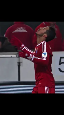 The best technique the Bundesliga has ever seen.  #thiagoalcantara #bayernmünchen #barcelonafc #footballtiktok #thiago 