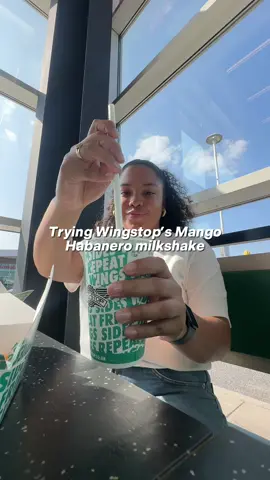 Trying out Wingstops new Mango Habanero milkshake 🥭🥤🍗 #wingstopranch #wingstopuk #wingstop @wingstopuk 