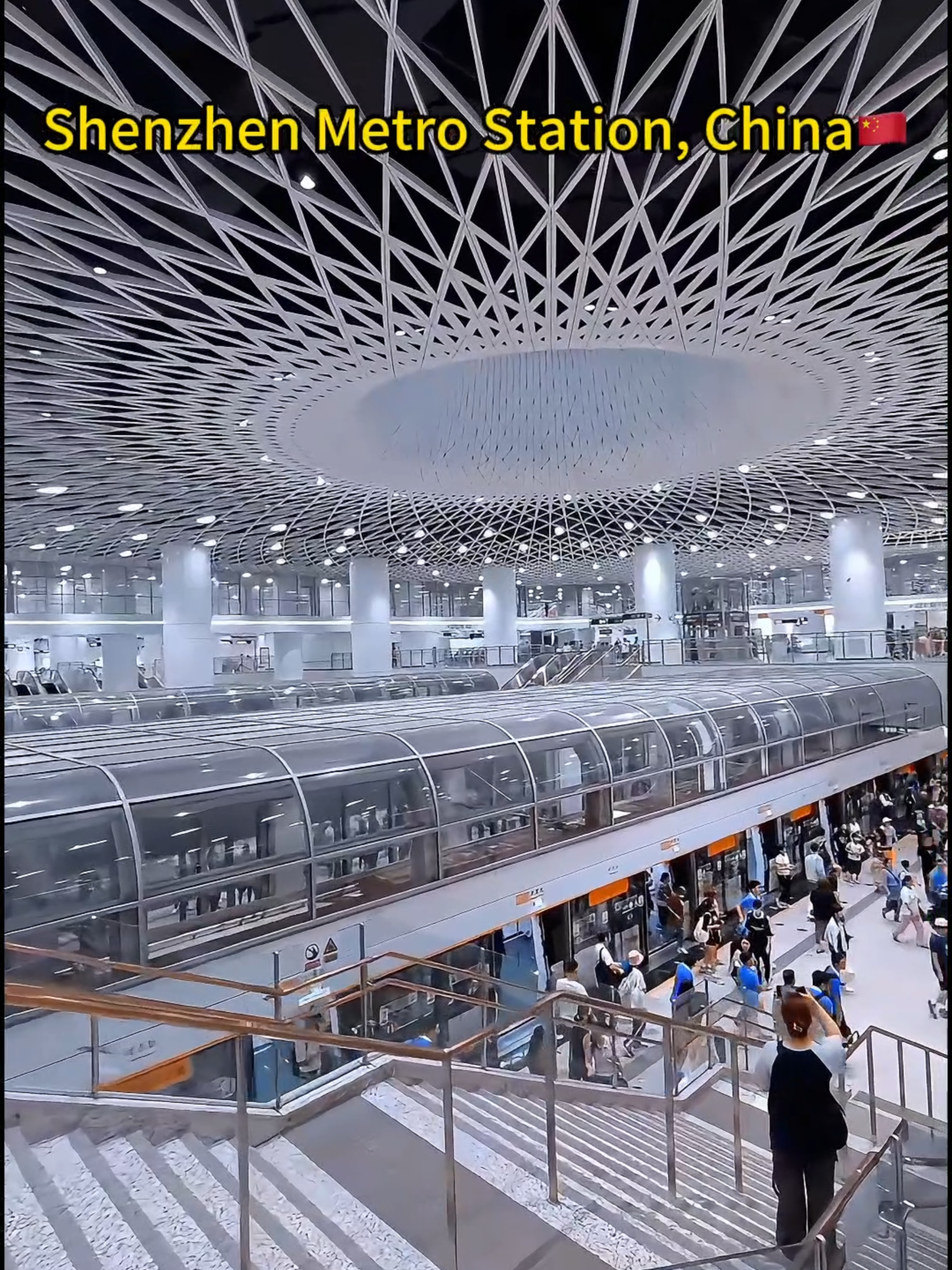 🇨🇳Chinese landmarks 13:This is Gangxia North Station of Shenzhen Metro, located at the intersection of Shennan Boulevard and Caitian Road in Futian District, Shenzhen, Guangdong Province, China.#China #shenzhen #Metro #MetroStation #ModernChina #ChinaTravel #中国 #深圳