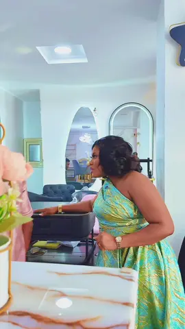 COMMENT ÇA ? JE NE PEUX JAMAIS ACHETER CHEZ LE COUSIN DE KPETOU GONTRAN . Cc @Dream house DJIDJOLE FACE ADEBAYOR 90❤️00❤️97❤️95   Cc @Skin Technology By Latania qui prend soin de ma peau. Meilleurs produits coametique dispo au 92❤️13❤️44❤️41 #fyppppppppppppppppppppppp #fyp #foryou 