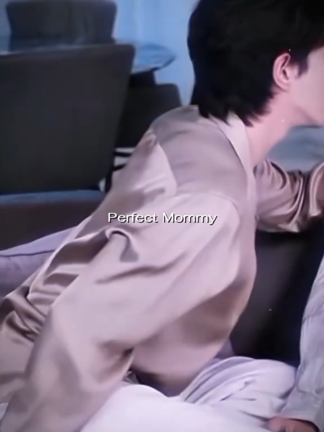ใบหน้า หุ่น และผิวไข่มุกของคุณแม่อัลฟ่าที่เพอร์เฟคที่สุด #abodesire #kipukaqiu #qiudingjie #ชิวติ่งเจี๋ย #xyqqj 
