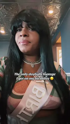Me to my mom; “you had ONE job.” 😡 I ended up doing nothing but selfies for my special day smh #badcameraman #birthdaypictures #birthdayvideo #fyp