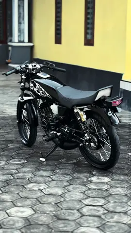 Kodya style 🥷 #twostroke #2stroke #rxking #rxking135cc #rxkingnusantara #rxkingindonesia #2takmenolakpunah #2strokelover #fypシ #fyp #fypdongggggggg #danapelajar #capcut 