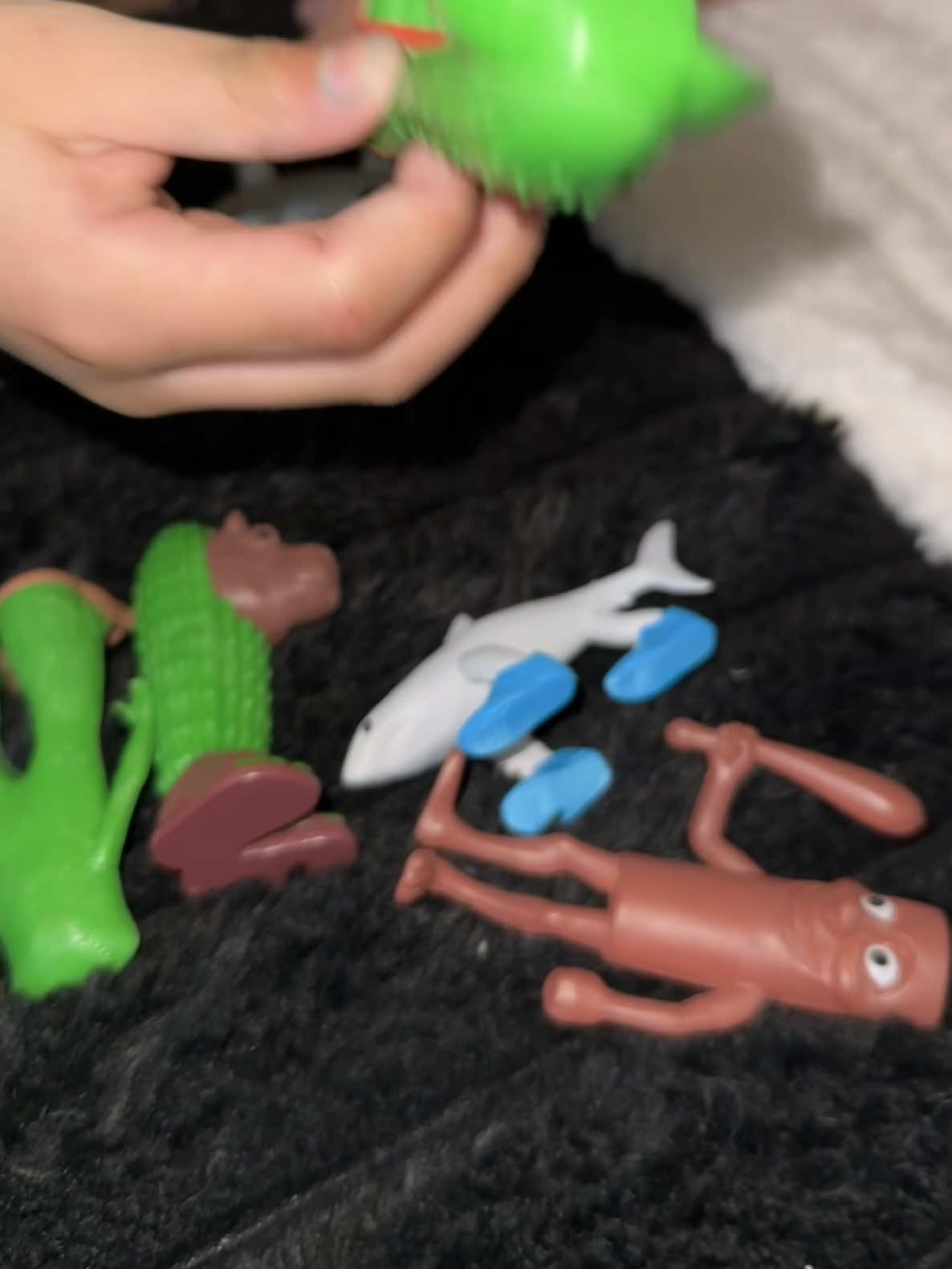 Get your kids the most viral toy on tiktok they will absolutely love it!!!#tungtungtungsahur #tralalerotralala #brainrot #roblox #tiktokvir 