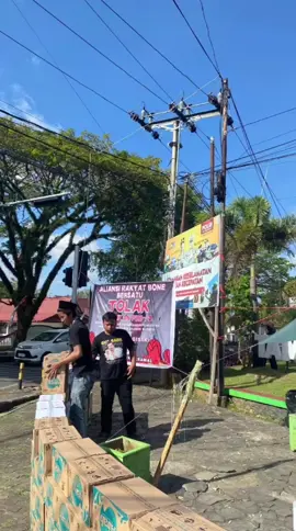 Posko Pengumpulan Logistik Aksi PBB-P2 di hari kedua, dukungan logistik terus bertambah dari berbagai pihak.  #pergerakan #mahasiswa #pmii #pbb #pergerakanmahasiswaislamindonesia 