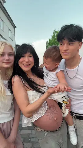 They pranked me and Jan🗿🥺 #fyp #trend #tiktokfamily #pasha_pai 