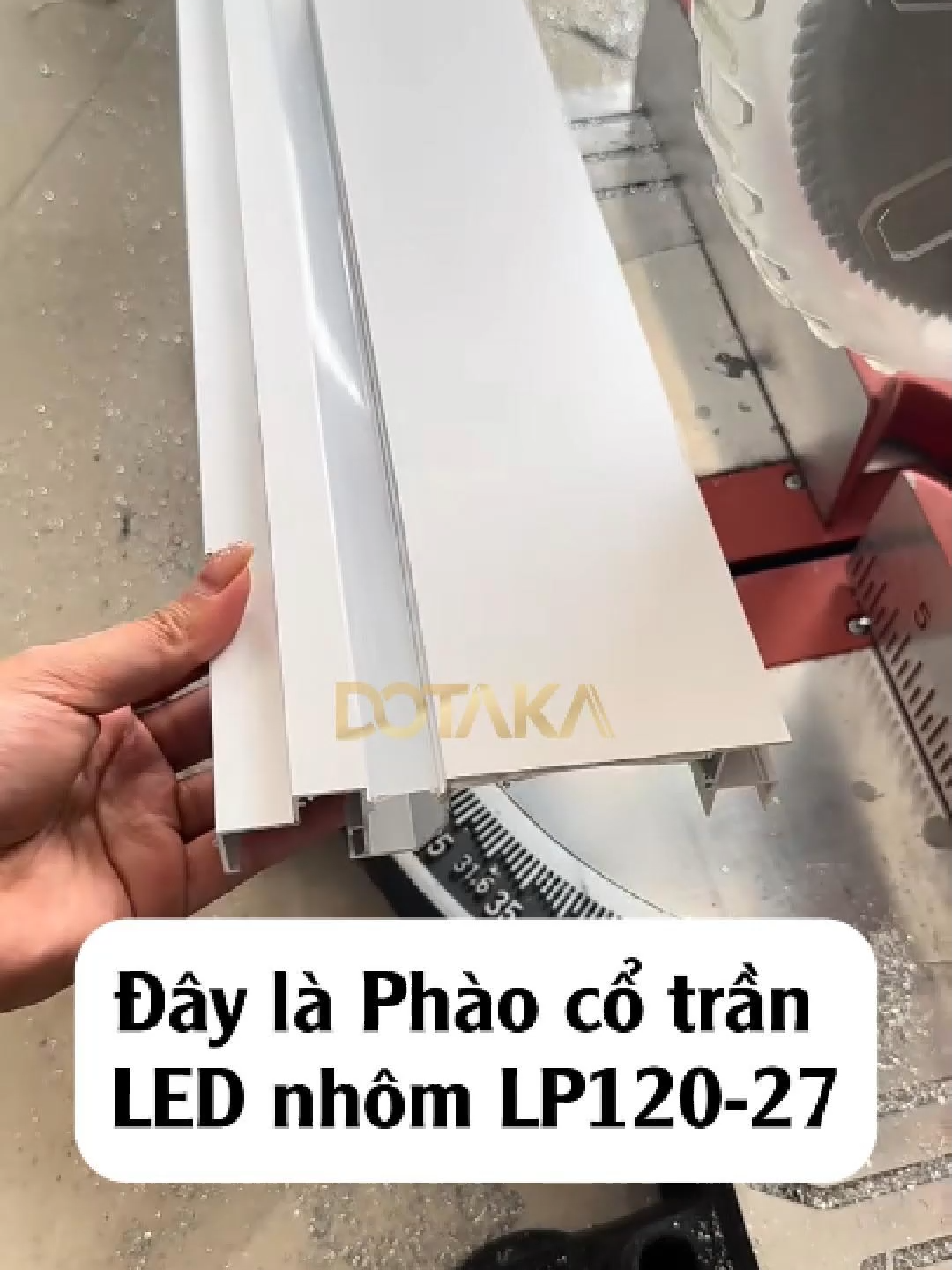 Lắp đặt nhanh chóng – Ánh sáng sang trọng với LP120-27! #phaocotranled #phaolednhom #phaonhomled #dotaka #noithatthongminh