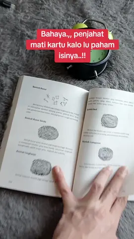 buku 60 detik langsung bisa, membaca pikiran orang dan kepribadianya. !! 🤨 ##60detik #manipulatif #playingvictim #membacakarakter 
