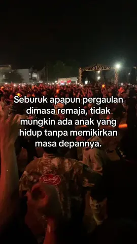 💐💐💐 #rebellionrose #konser #comrades #4u #fyp 