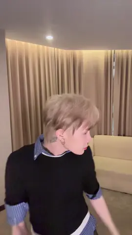 em nghĩ em đi chơi tuôi hong biết hay gi??? #jackj97 #j97 #đomđóm #phuongtuan #tiểubảo 