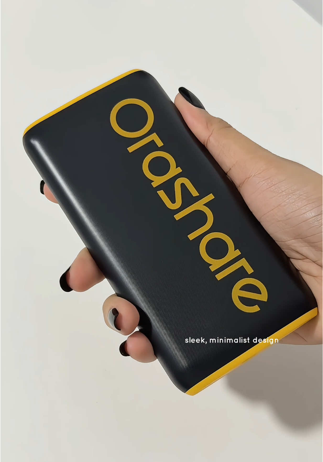 unboxing my new powerbank from orashare 🫶 #powerbank #powerbankviral #powerbankfastcharging 
