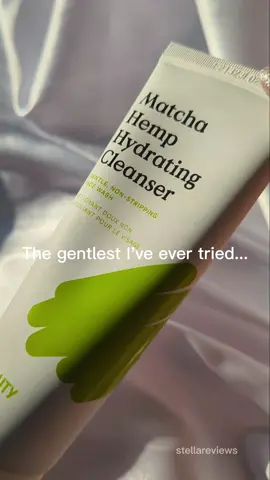 @KraveBeauty 's Matcha Hemp Hydrating Cleanser is THE gentlest cleanser I've tried! ✨ it never leaves my skin feeling dry, even after daily use. it's one of my most favorite skincare purchases to date! 💚 #skincareessentials #kravebeauty #kravebeautyskincare #cleansersfordryskin #cleanserskincare 