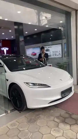 Tesla Model 3 2025 នៅមួយក្នុងស្តុកបងៗ🤩#អគ្គិសនី #Tesla 