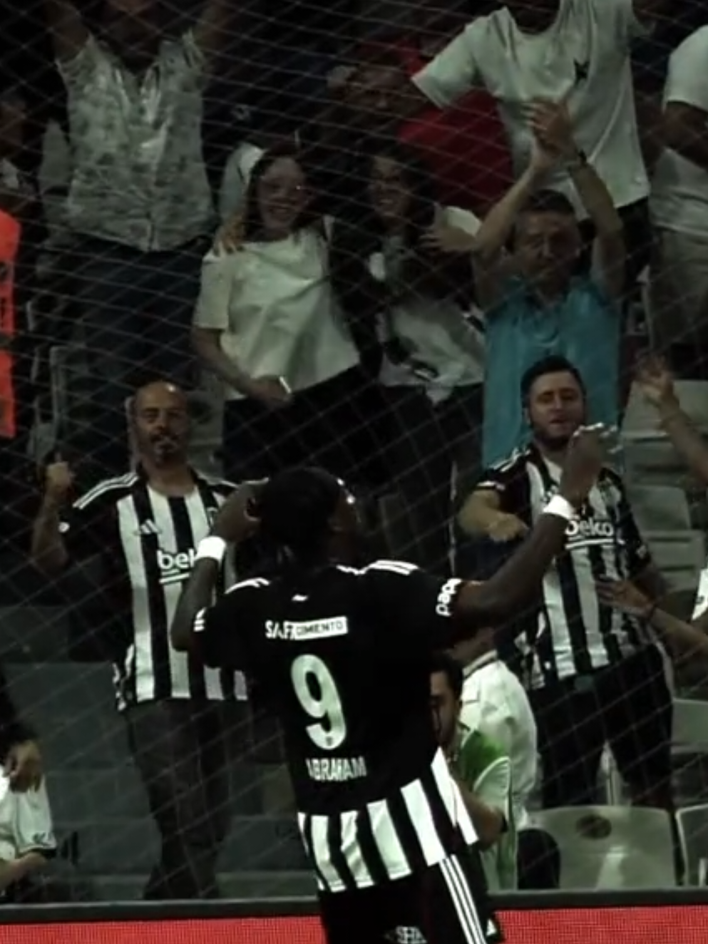 yarın kaç tane sallıyoruz kral .  .  .  #abraham #tammyabraham #beşiktaş #eyüpspor #fyppp 
