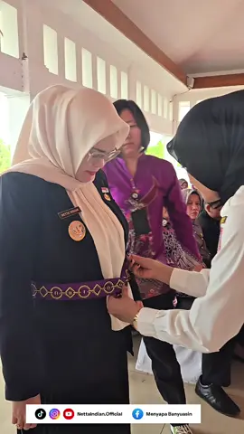 Kukuhkan Paskibraka Kabupaten Banyuasin Tahun 2025 Pangkalan Balai - Bupati Banyuasin Dr. H. Askolani, S.H., M.H., bersama wakil bupati banyuasin Netta Indian SP serta beberapa opx yan hadir hari ini mengukuhkan secara langsung Pasukan Pengibaran Bendera Pusaka Kabupaten Banyuasin yang dilaksanakan di Pendopoan Rumah Dinas Bupati Banyuasin, Jum'at (15/8). #nettaindian #Banyuasinbumisedulangsetudung #wakilbupatibanyuasin #fypage 