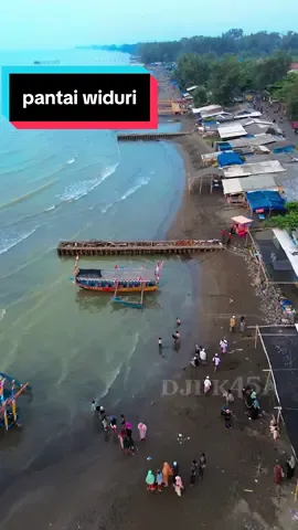 tempat favorit menikmati sunset kalian dimana lurr :) . . 📍lokasih: pantai widuri, kecamatan pemalang #pantai #pantaiwiduri #vibes #drone #djik45a 