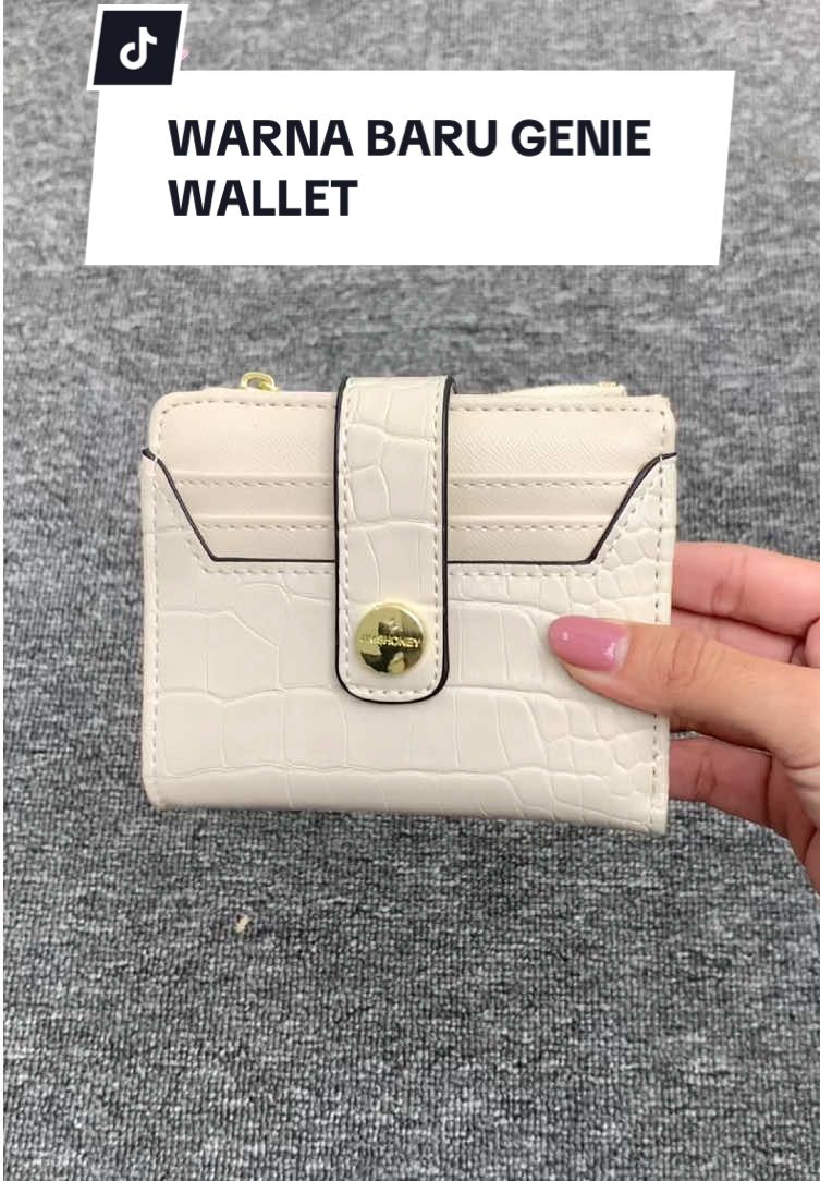 Baru!! Genie Wallet Jims Honey ini White cakep dan elegan banget! 😍✨ yang belum punya wajib checkout karna harga promo juga di keranjang kuning 🛒✨  #geniewalletjimshoney  #Jimshoneysurabayastore  #PromoGuncang88 #GajianSale -orv